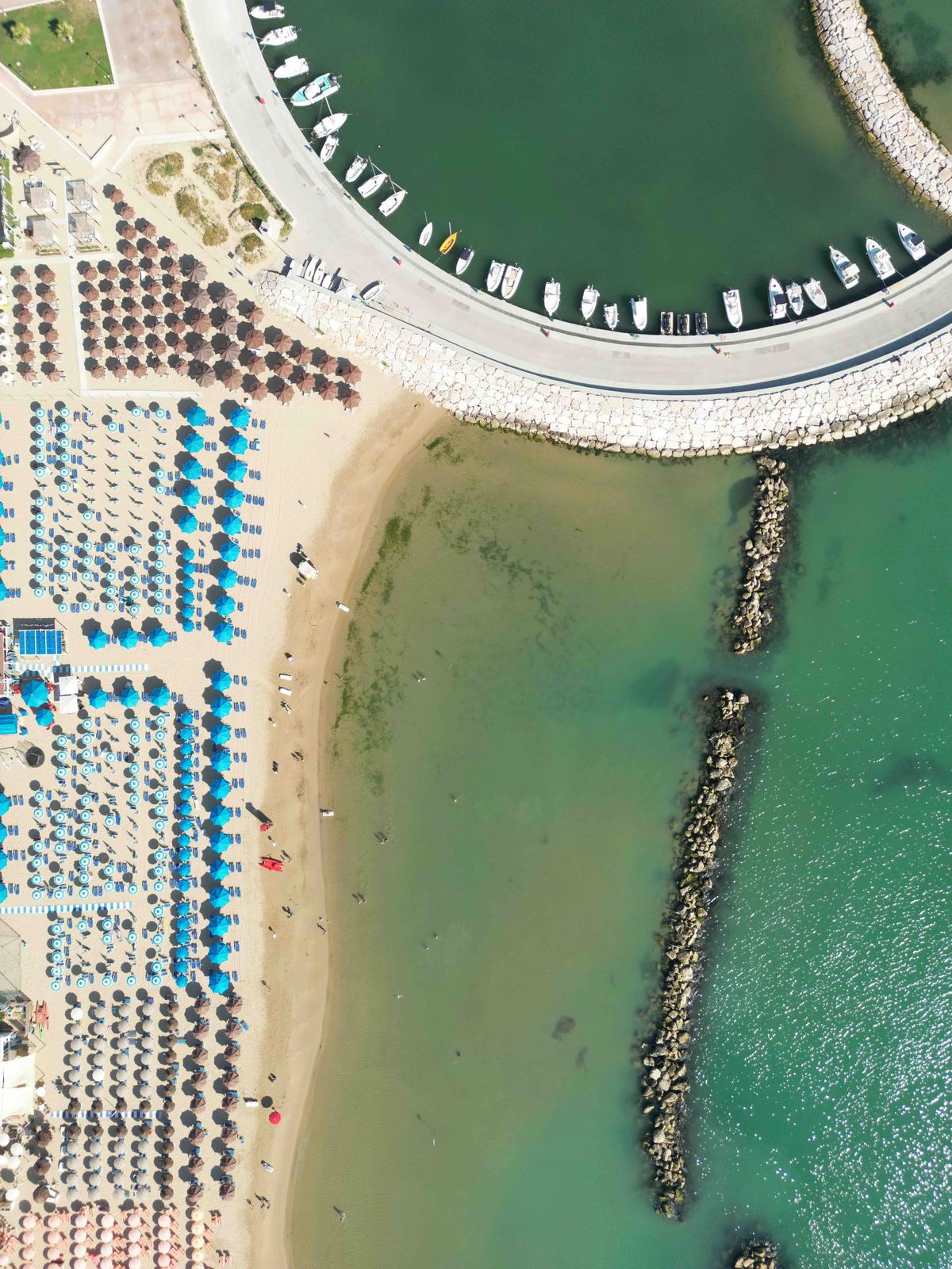 Aerial photograph of Spiaggia di Francavilla al Mare, Francavilla al Mare, Abruzzo — Flesh Sand by Raffaele Ferrari